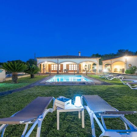 Ses Covetes Villa Petra  Exteriör bild