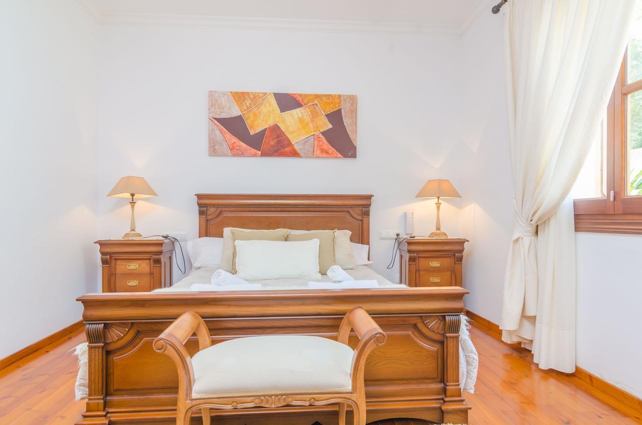 Ses Covetes Villa Petra  Exteriör bild