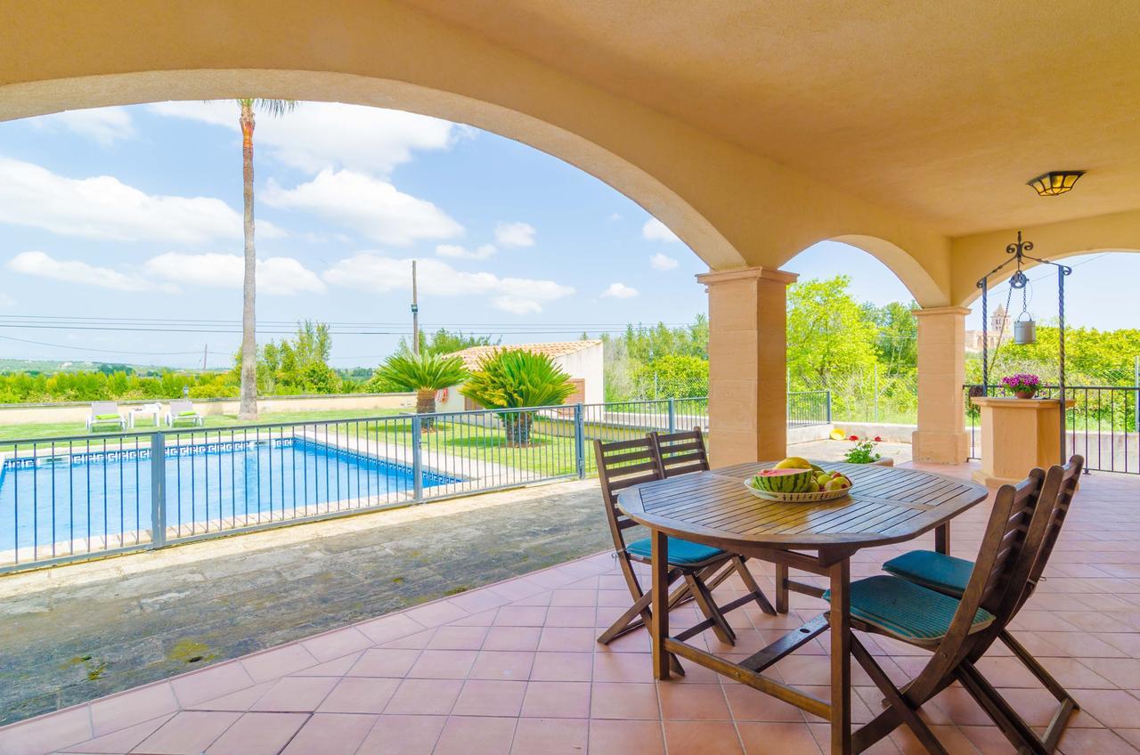Ses Covetes Villa Petra  Exteriör bild