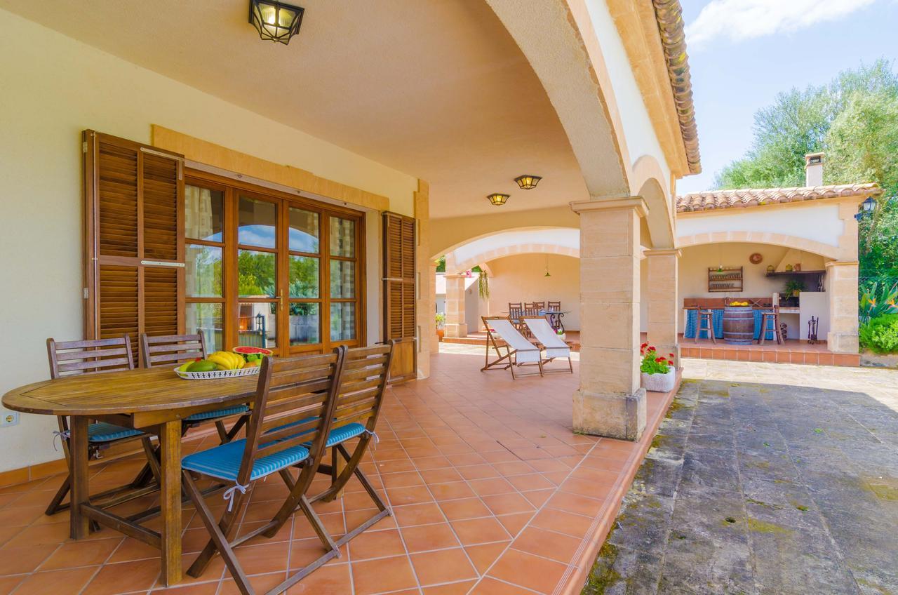 Ses Covetes Villa Petra  Exteriör bild