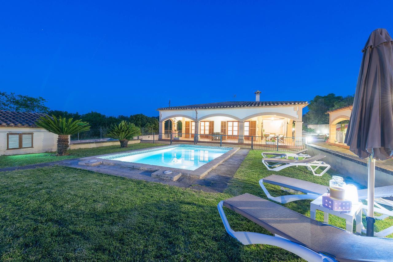 Ses Covetes Villa Petra  Exteriör bild